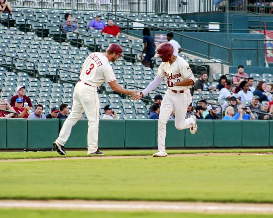 Bubba Thompson home run on Weiner Wednesday