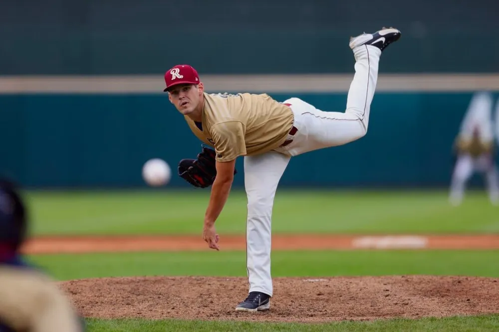 Cole Ragans earned 4th win behind Harris' 2 HR game