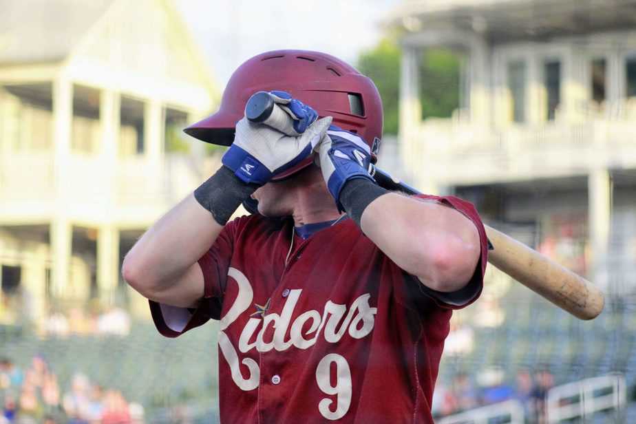 RoughRiders lose three in a row, Winn off to CO