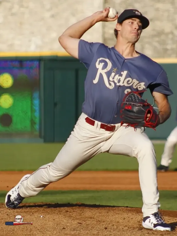 Cole Winn is pitching in the Puerto Rican Winter League