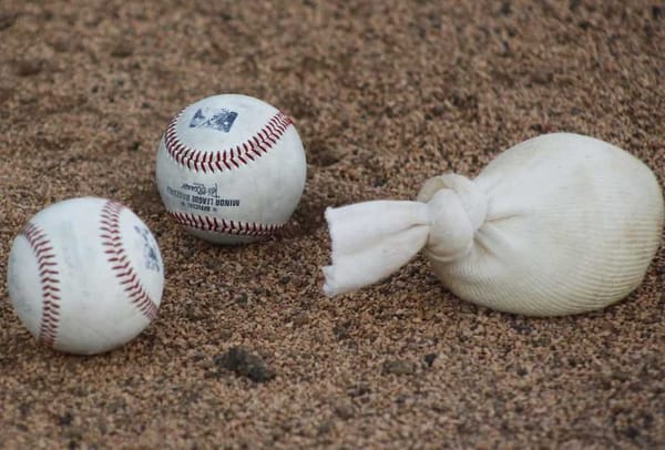 Owen White's strong start help Saguaros move to 2-0