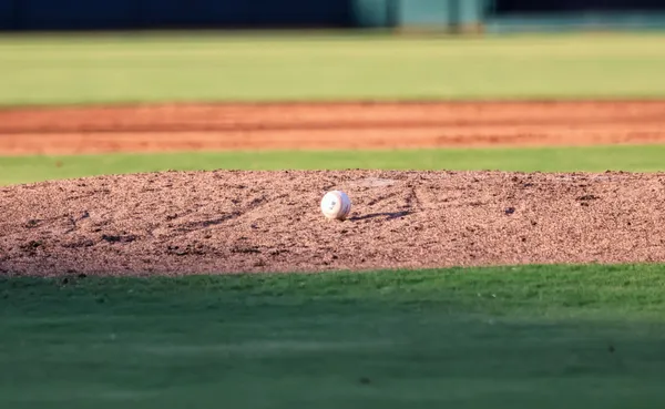 Tracking the Texas Rangers' 2025 MLB Draft Class: Signings and Commitments