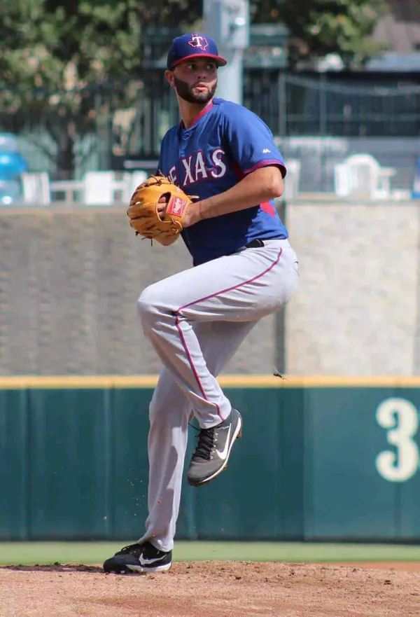 Former Ranger, Billy Layne Jr playing for the Somerset Patriots