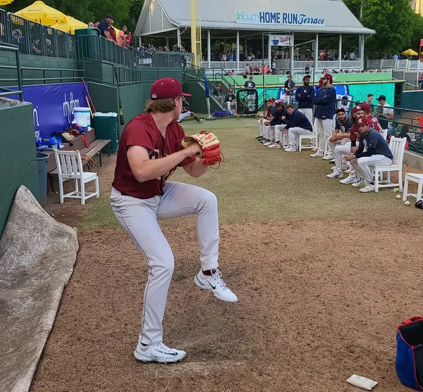 RoughRiders split DH with the Travelers