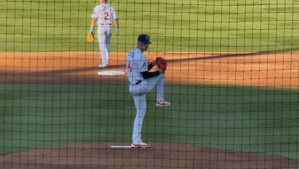 Sod Poodles Bats Come Alive, Giesting Shines Again, Troy on a Tear