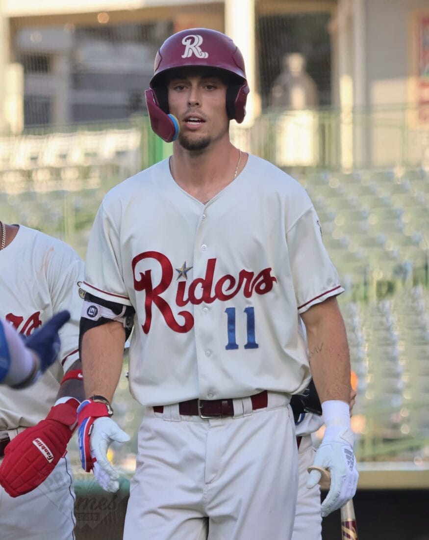 Rangers to promote top prospect, Evan Carter, to Triple-A