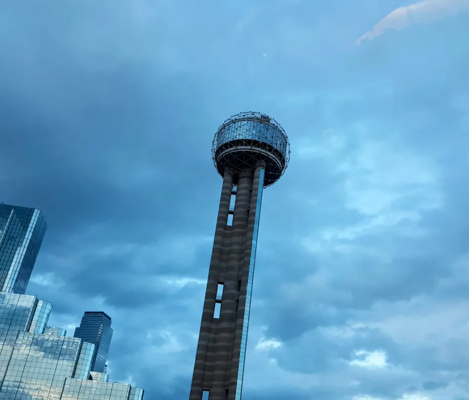 Reunion Tower to display RoughRiders themed lights