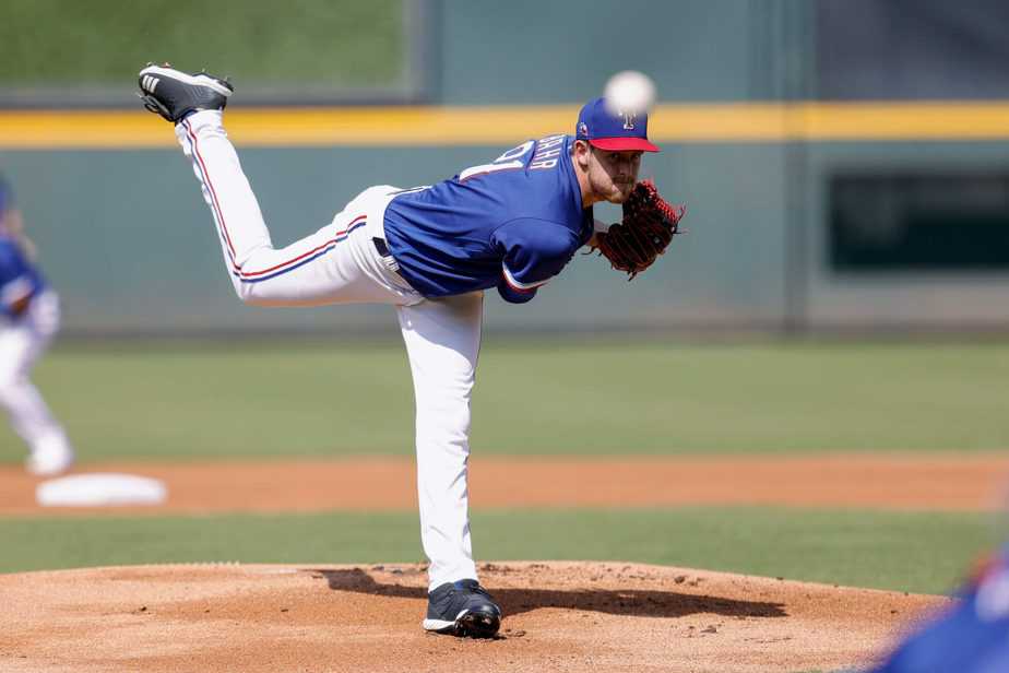 Rangers option RHP Grant Anderson to Triple-A, recall RHP Yerry