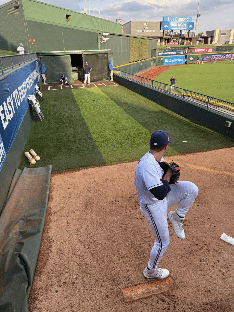 Jack Leiter in the beginning of his delivery out of the stretch: